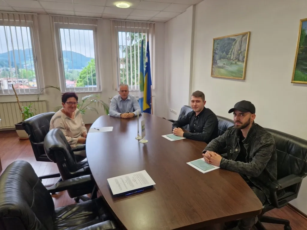 Podržane poslovne ideje dvije nezaposlene osobe sa područja Bosanske Krupe sa 19.500,00 KM